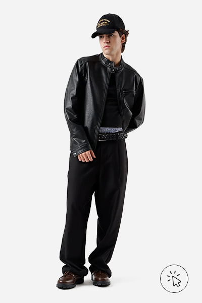 Modelo veste jaqueta masculina de couro PU poliuretano preta - combinar cores de roupas
