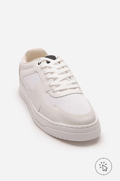 Tênis casual masculino com recortes ACE branco - look com calça bege masculina - looks com calça bege masculina - o que combinar com calça bege masculina