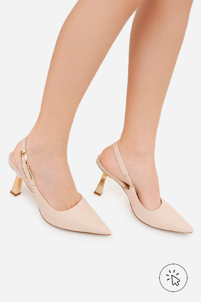 Scarpin bico fino salto alto metalizado bege - o que é um traje esporte fino - traje esporte fino - look esporte fino feminino - look esporte fino - estilo esporte fino