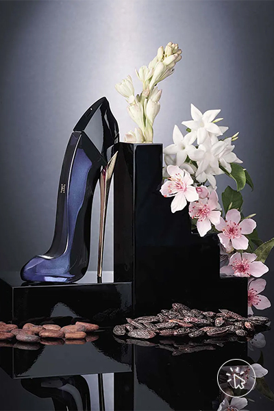 Foto do perfume Good Girl Carolina Herrera Feminino Eau de Parfum 150ml - qual tipo de perfume fixa mais - tipo de perfume - concentração de perfumes - pirâmide olfativa - notas de topo coração e base - o que é fragrância 