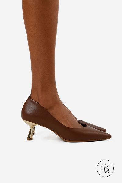 Scarpin bico fino salto fino Oneself marrom