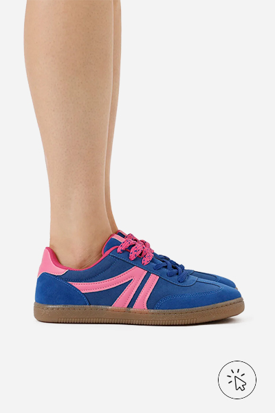 Tênis Bossa com recortes azul royal e rosa