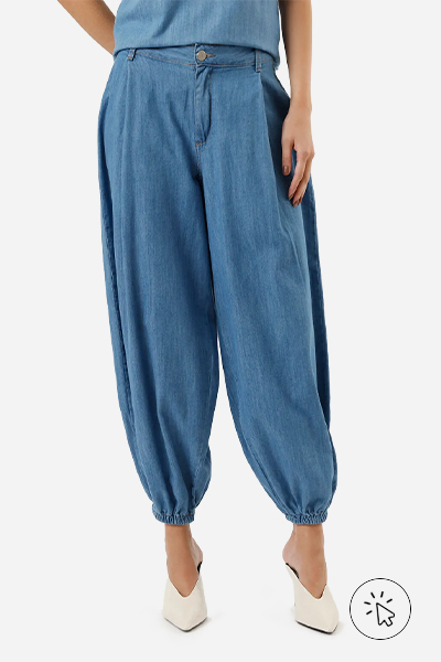 Calça aladim feminina com pregas azul clara - look para show à noite