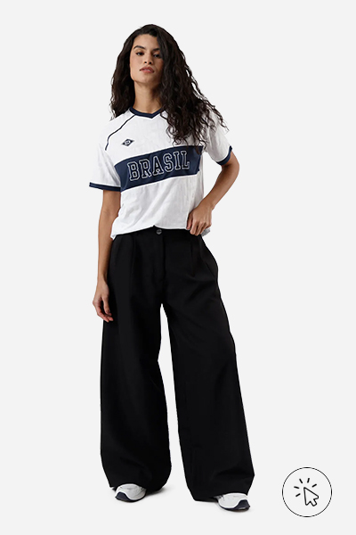Camiseta esportiva feminina manga curta Brasil branca e azul-marinho
