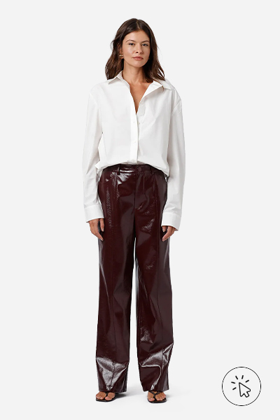 Calça reta feminina de couro PU texturizada Mindset vinho
